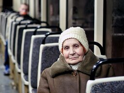 Какой налог на автомобиль свыше 250 л.с для пенсионера