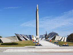 Stela Minsk gorod geroy