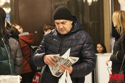 Вакансии с зарплатой от 305 до 1 000 руб. предлагали на общегородской ярмарке вакансий 2 20130527011941 IMG 4018 kopiya