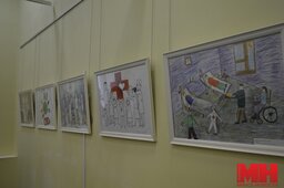 Увидеть добро. Красный Крест презентовал в Минске особенную выставку детских рисунков 4 DSC0362 kopiya