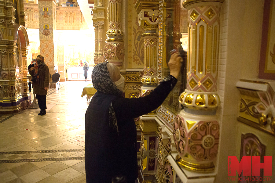церковь коронавирус