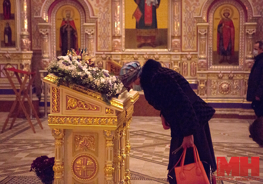 церковь коронавирус