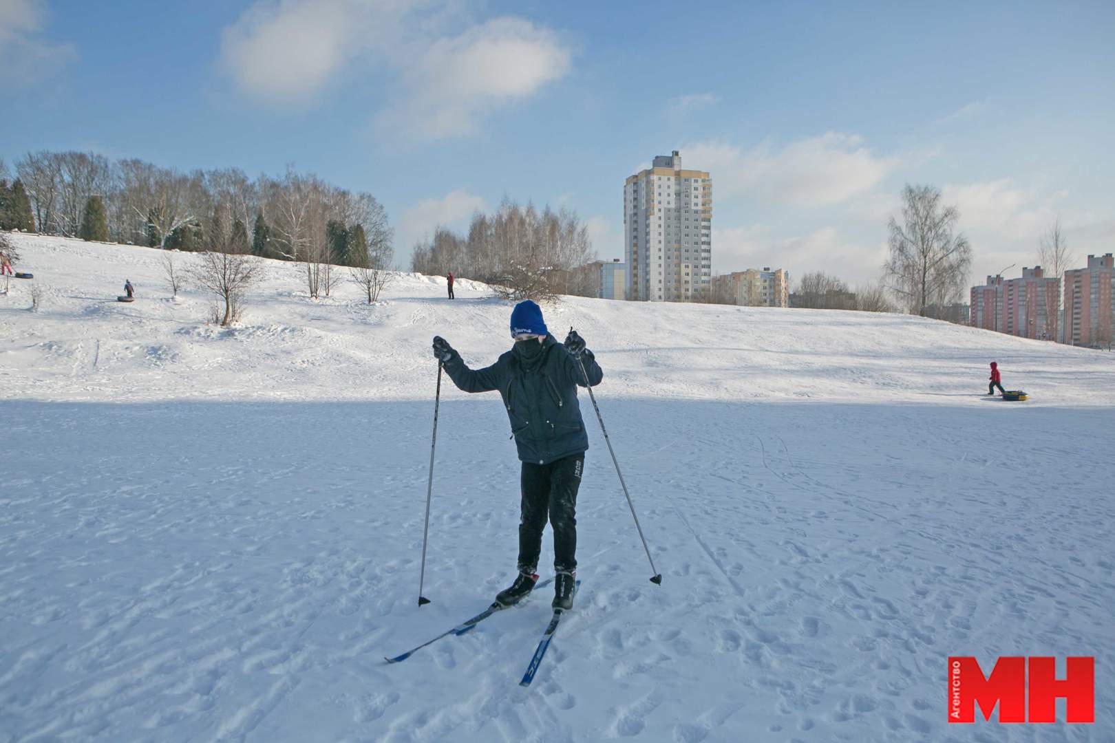 lyzhi zima sneg pogoda