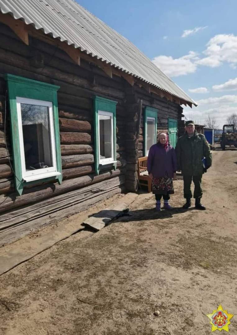 В Минобороны прокомментировали инцидент с самоходной установкой,  врезавшейся в частный дом - Минск-новости