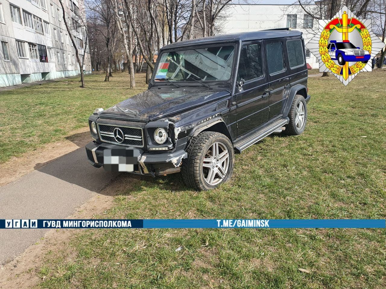 В Минске водитель с 4,2 промилле алкоголя снес знак и сбил пешехода у дома  на ул. Асаналиева - Минск-новости