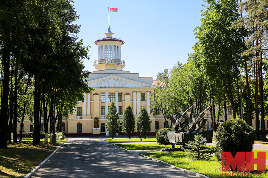 военная академия