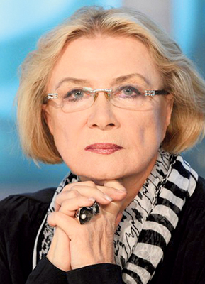 Alla Demidova