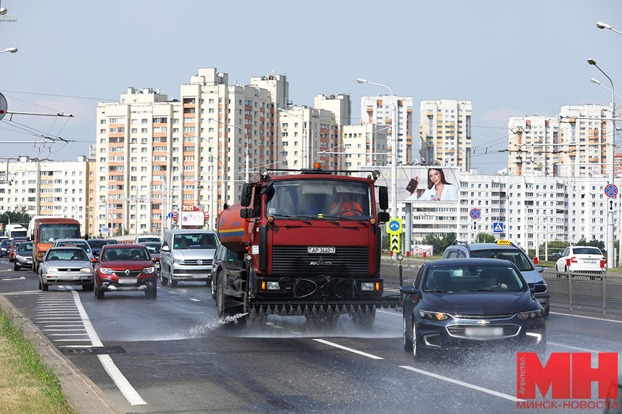 поливомоечная полив улиц