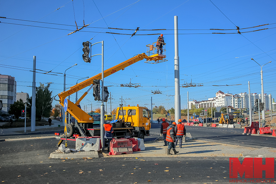 В Первомайском районе благоустраивают территории, прилегающие к