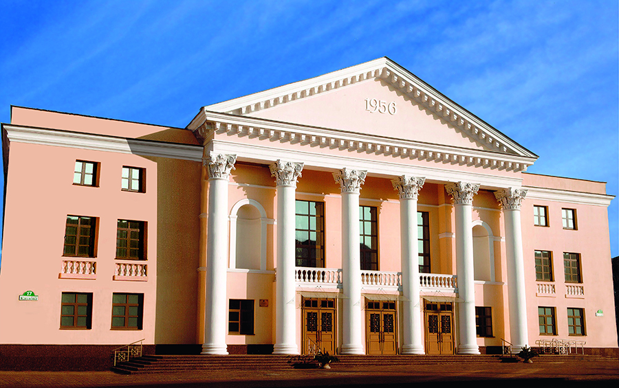 molodezhnyj teatr posle rekonstrukczii