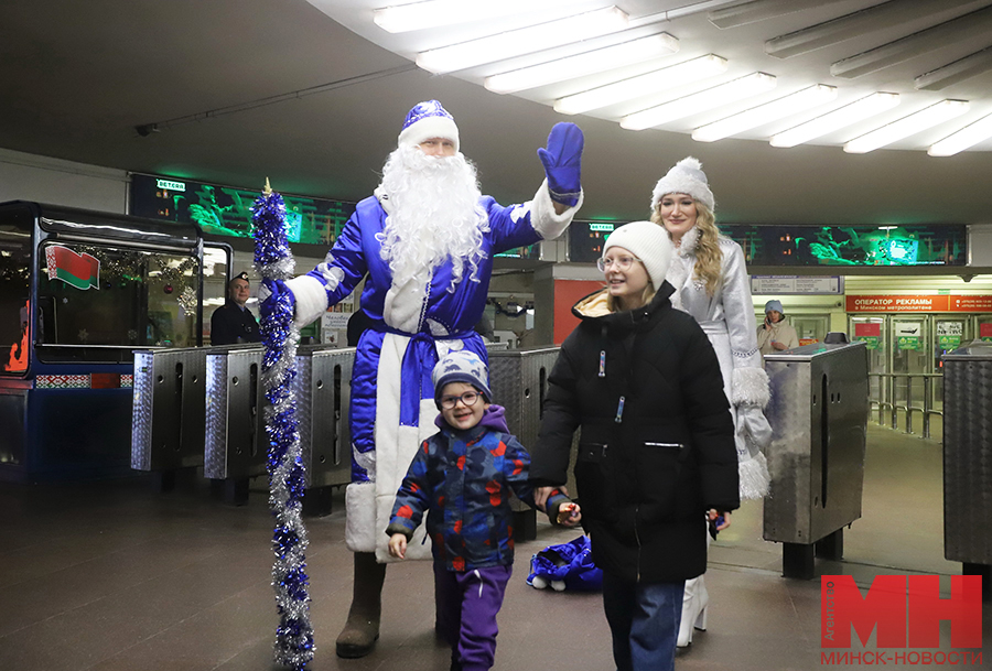 ded moroz v metro 06 kopiya