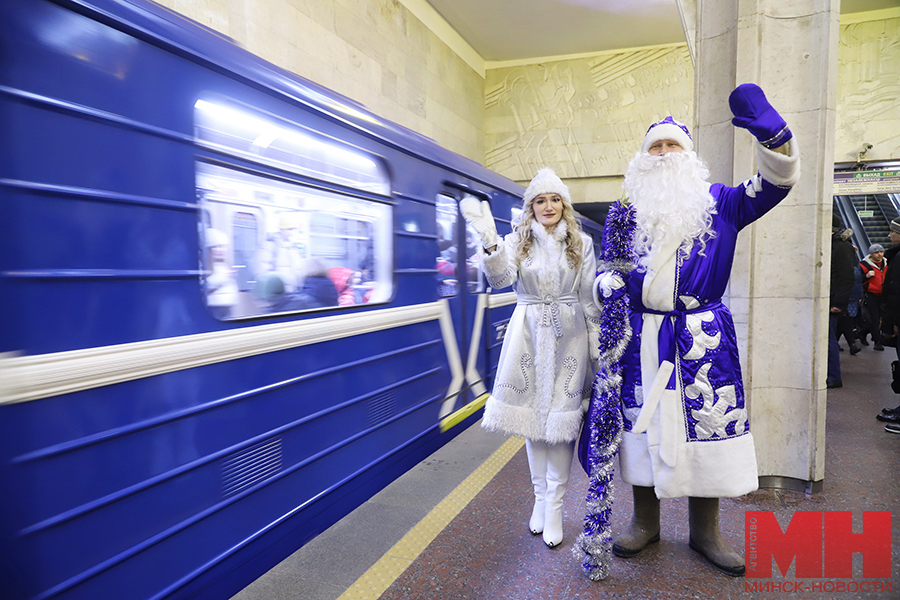 ded moroz v metro 28 kopiya