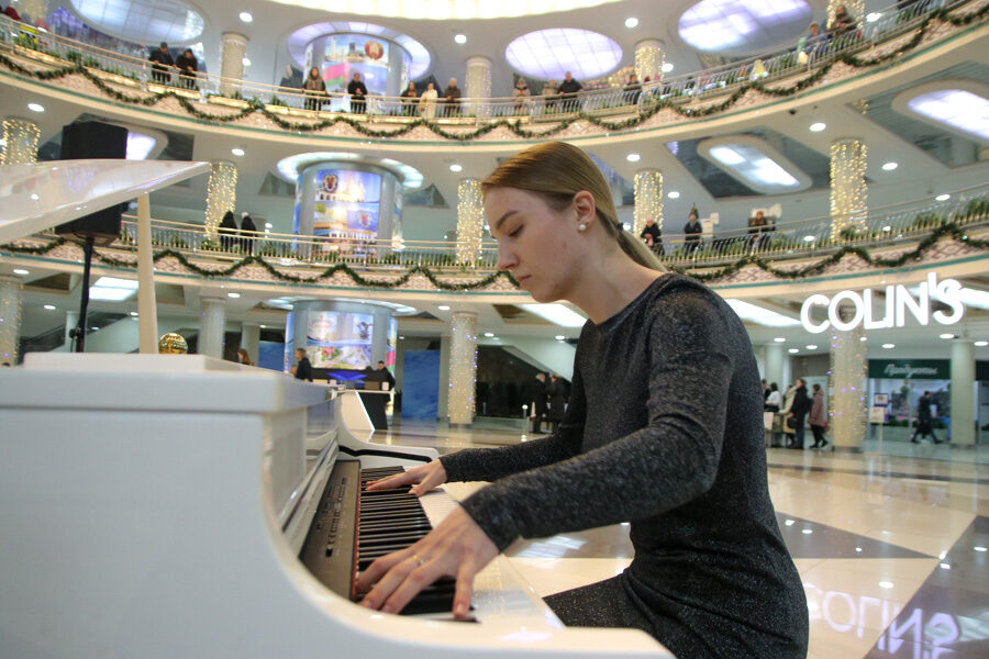 prazdniki obrazovanie studenty stolyarov 02