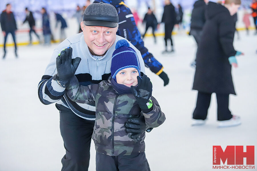 raznoe katok lyudi na konkah pozhoga 21 kopiya