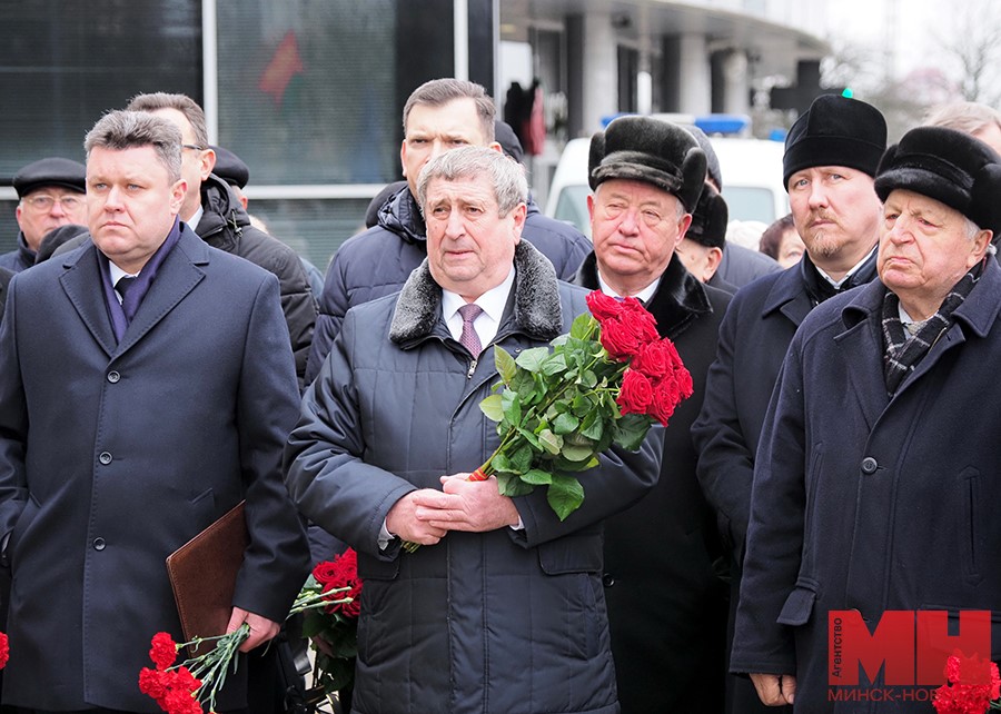 istoriya memorialnaya doska gerasimenko mozolevskij 02 kopiya