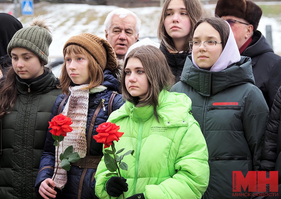 istoriya memorialnaya doska gerasimenko mozolevskij 07 kopiya
