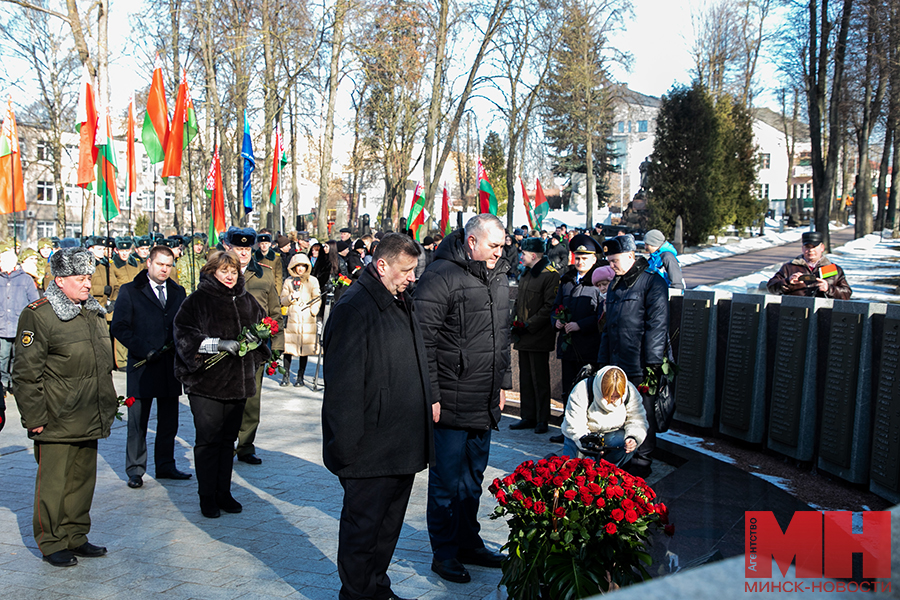 patriotizm vozlozhenie miting malinovskaya 20 kopiya