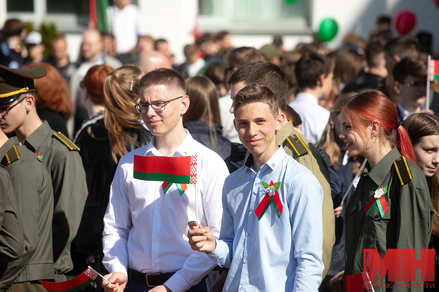 prazdniki akcziya my gordimsya rodnym simvolom patriotizm malinovskaya 1 kopiya