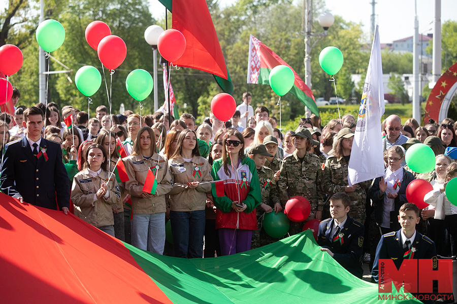 prazdniki akcziya my gordimsya rodnym simvolom patriotizm malinovskaya 23 kopiya