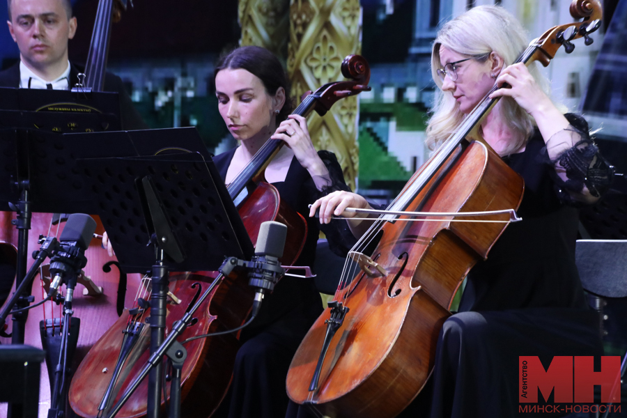 kultura muzyka klassika u ratushi stolyarov 18 kopiya