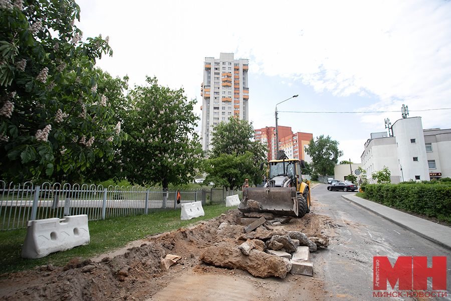 zhkh remont dvora doroga malinovskaya 18 kopiya