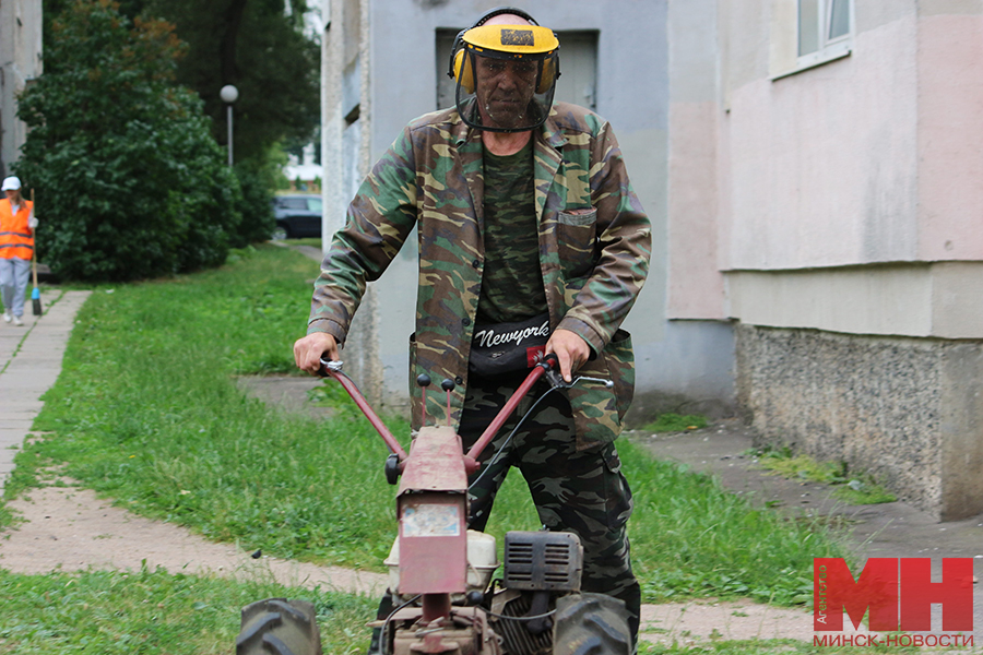 06 07 2023 pokos travy sovetskij rajon leonovich01 kopiya