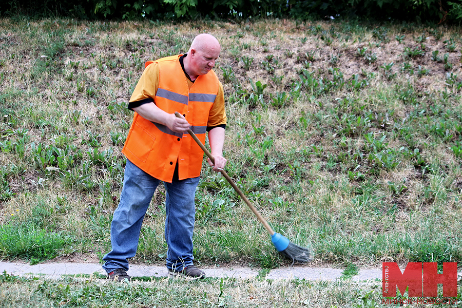 06 07 2023 pokos travy sovetskij rajon leonovich11 kopiya