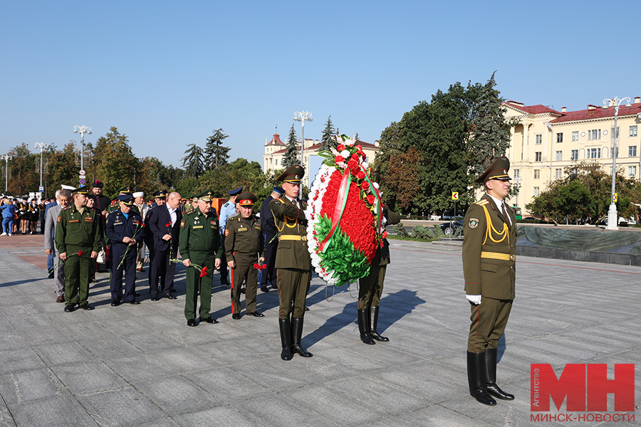 politika vozlozhenie uchastnikami kongressa 01 kopiya