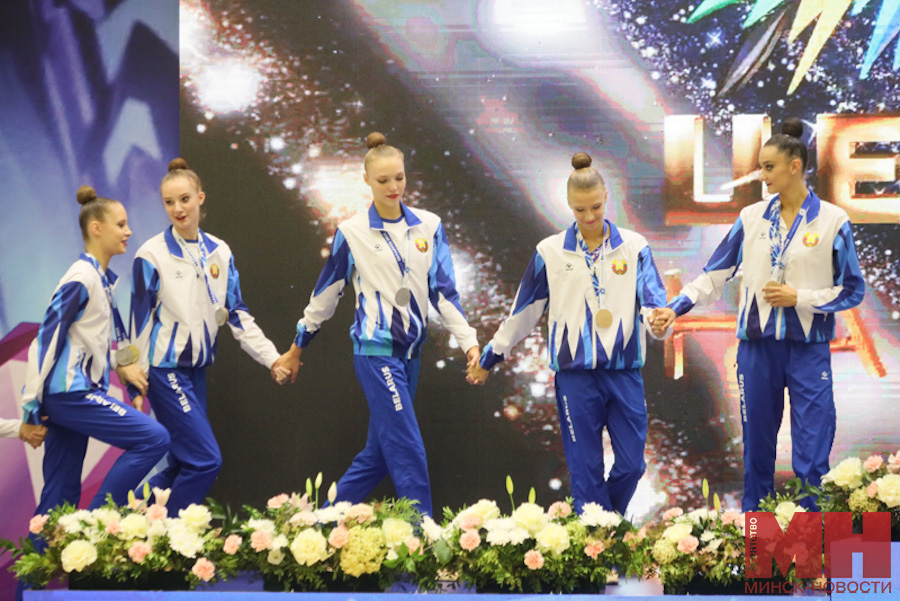 sport gimnastika nagrazhdenie finalov stolyarov 09 kopiya