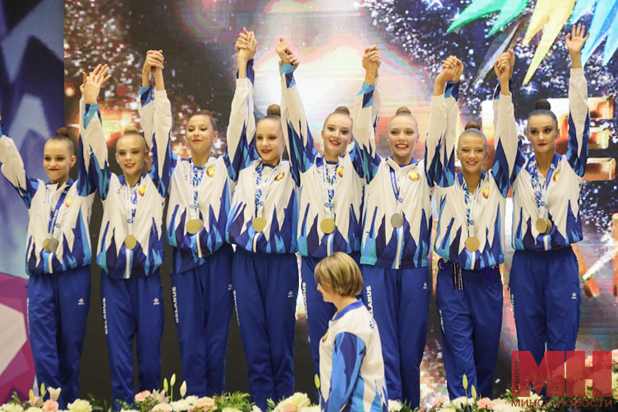 sport gimnastika nagrazhdenie finalov stolyarov 10 kopiya
