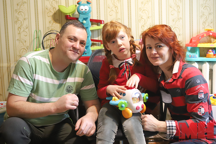 «С добрым сердцем в каждый дом». В столице проходит общегородской благотворительный марафон 2 17 01 2024 – licza – semya glamozda pozhoga 01