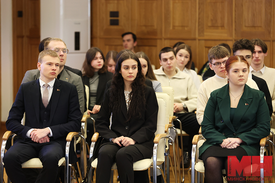 mgik kuharev vstretilsya so studentami lukashov 10 kopiya