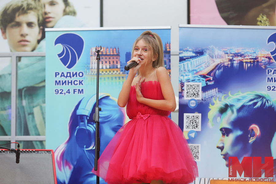 01 03 2024 raznoe radio minsk 20 let malinovskaya13 kopiya