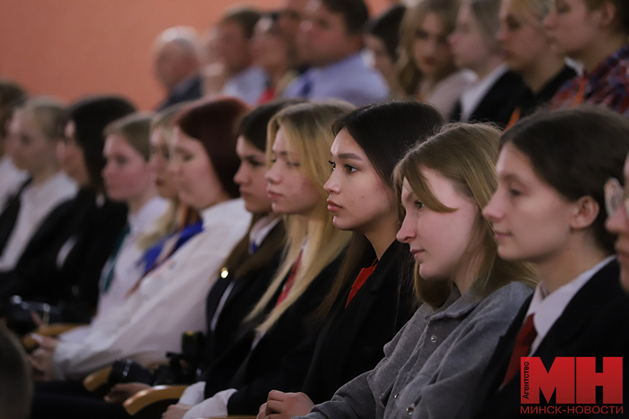 19 04 2024 obrazovanie kolledzh sfery obsluzhivaniya 80 let malinovskaya 16 kopiya