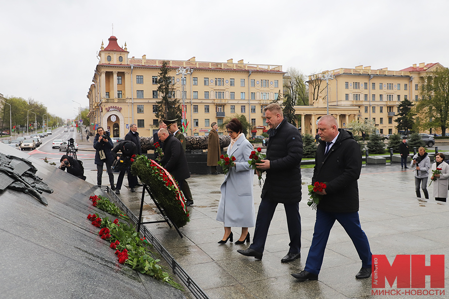 24 04 2024 politika vozlozhenie vns malinovskaya 40 kopiya