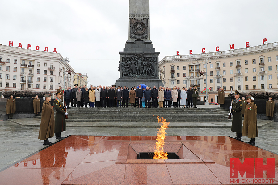 24 04 2024 politika vozlozhenie vns malinovskaya 52 kopiya