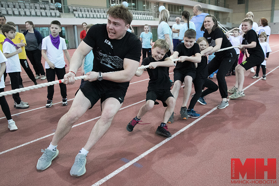 25 04 2024 sport festival mnogodetnyh semej miczevich 16 kopiya