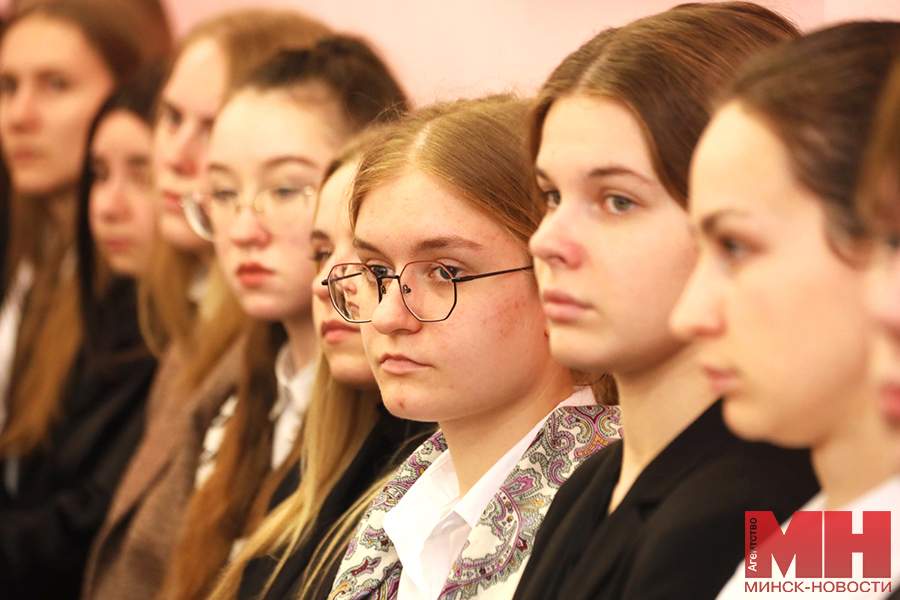 mgik studenty vstrecha s kuharevym stolyarov 16 kopiya