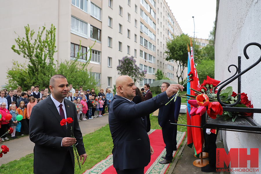 06 05 2024 istoriya vozlozhenie k barelefu n rafieva vov pamyat malinovskaya 24 kopiya