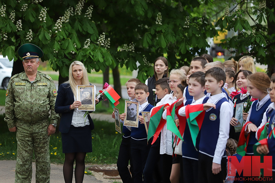 06 05 2024 istoriya vozlozhenie k barelefu n rafieva vov pamyat malinovskaya 29 kopiya