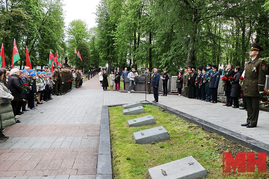 07 05 2024 istoriya voennoe kladbishhe miting rekviem mozolevskij 15 kopiya