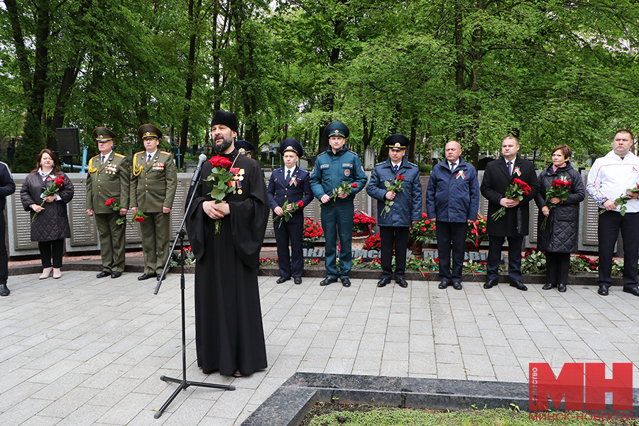 07 05 2024 istoriya voennoe kladbishhe miting rekviem mozolevskij 22 kopiya