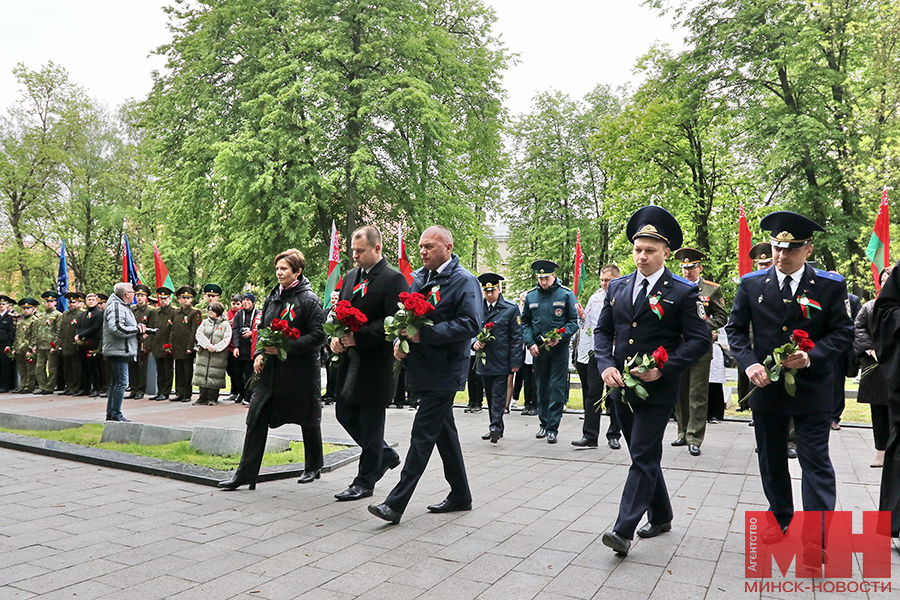 07 05 2024 istoriya voennoe kladbishhe miting rekviem mozolevskij 24 kopiya