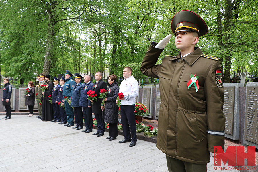 07 05 2024 istoriya voennoe kladbishhe miting rekviem mozolevskij 9 kopiya