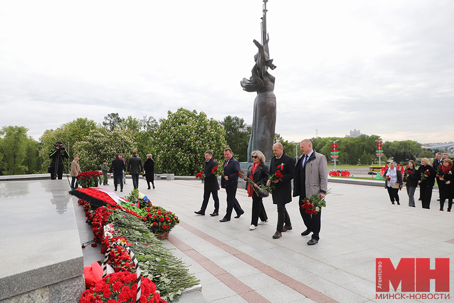 09 05 2024 mgik vozlozhenie stela den pobedy malinovskaya10 kopiya