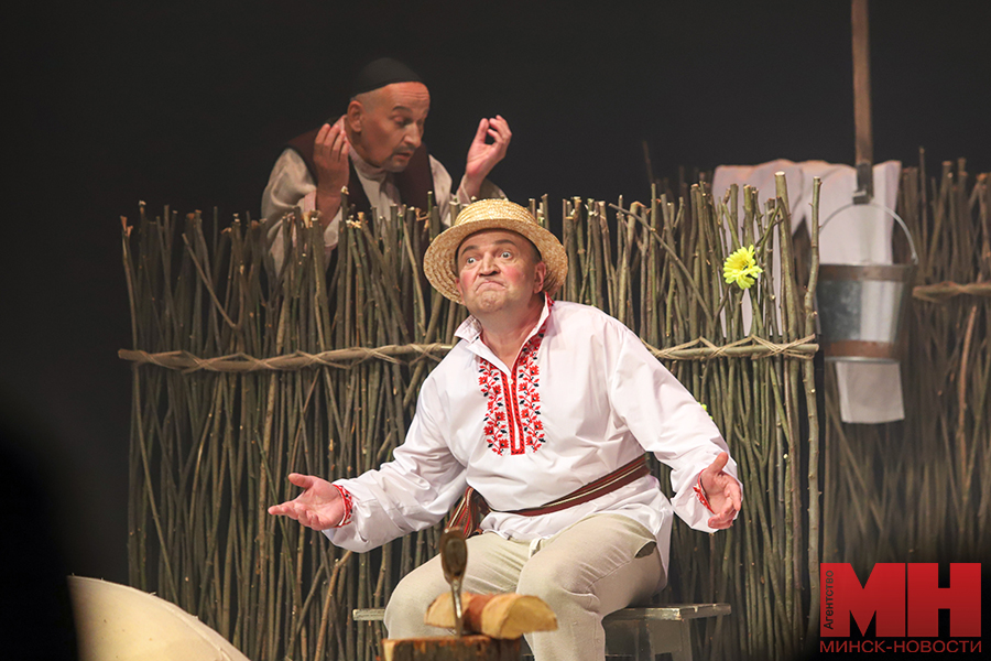 17 05 2024 kultura – teatr spektakl komediya pozhoga 16 kopiya