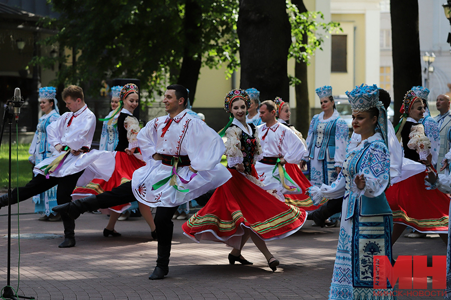 25 05 2024 kultura gubernatorskij sad hor im czitovicha malinovskaya39 kopiya