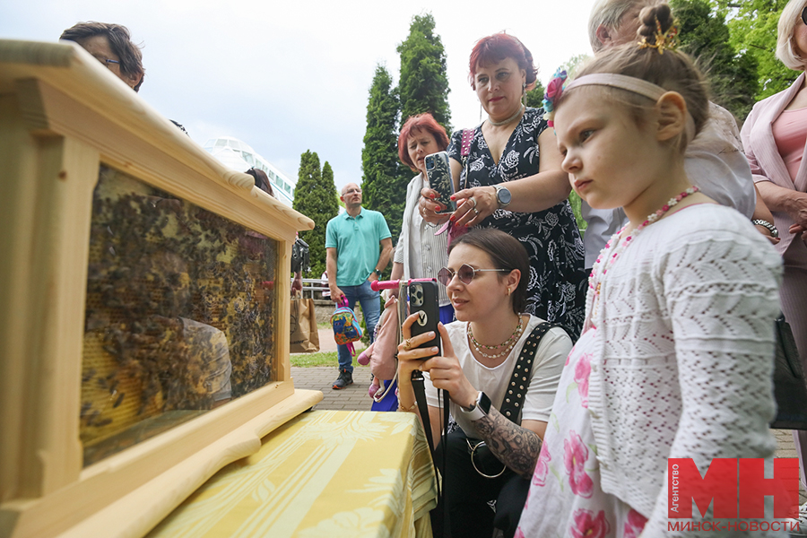 prazdnik flora pchelovodstvo stolyarov 18 kopiya