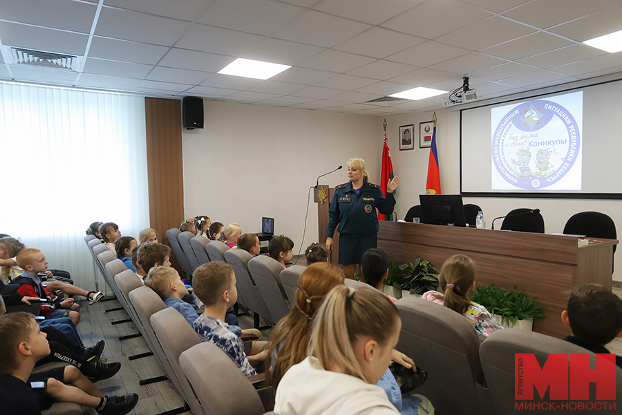 04 06 2024 siloviki mchs akcziya dlya detej bezopasnost malinovskaya11 kopiya