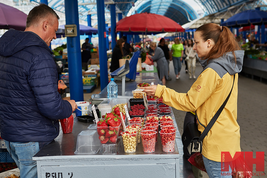 07 06 2024 komarovskij rynok czeny zorkij 040 web kopiya